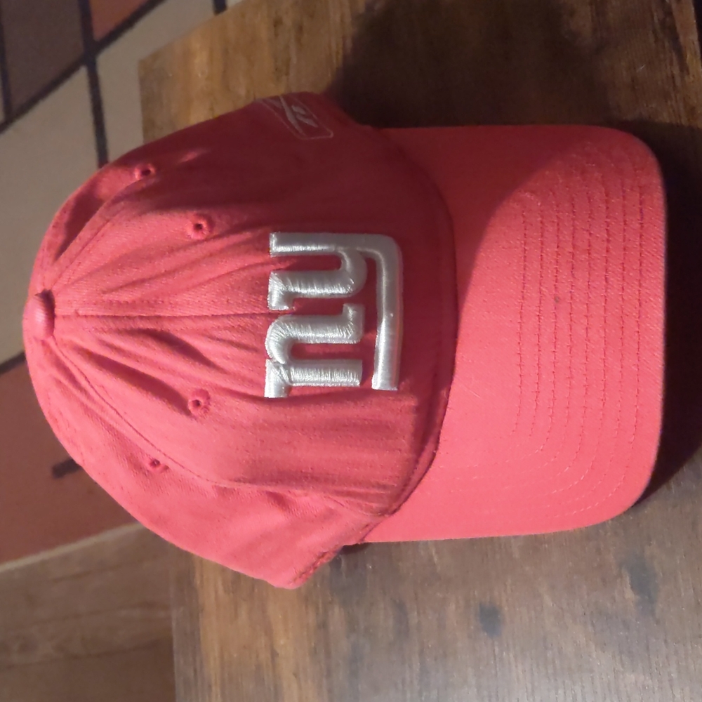NY GIANTS Red Baseball Cap